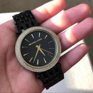 Michael Kors Darci Black Watch w box & extra link